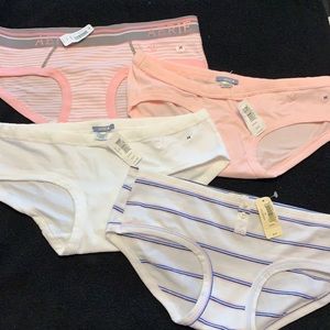 Aerie Panties - 4 Count - Size Medium - NWT